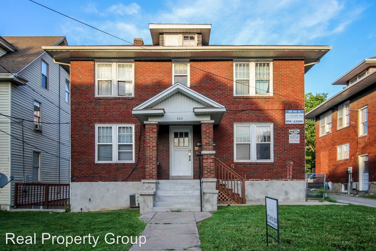 Primary Photo - 300 Hitt St