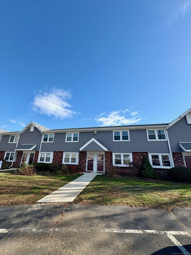 Foto del edificio - 211 E Main St