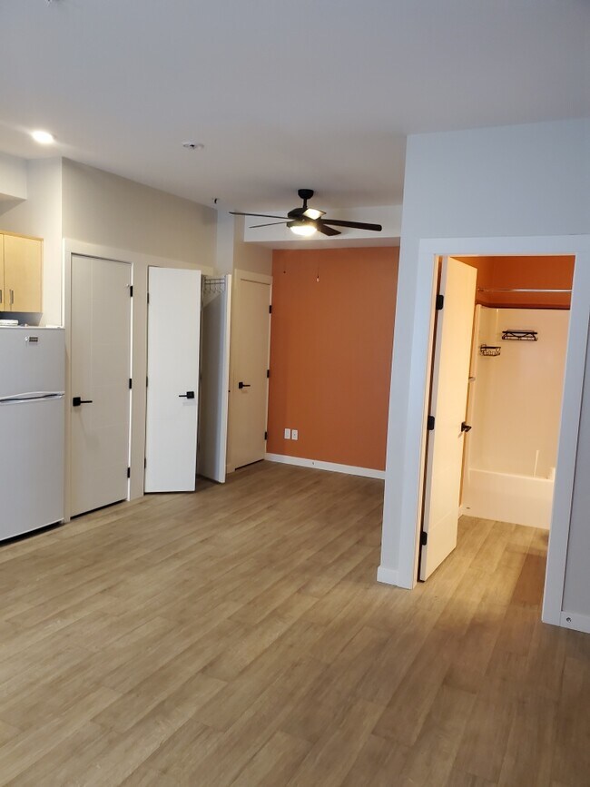 Photo du bâtiment - 244 Selby St