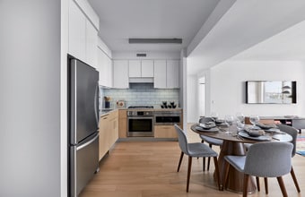 Interior Photo - 10 Halletts Point