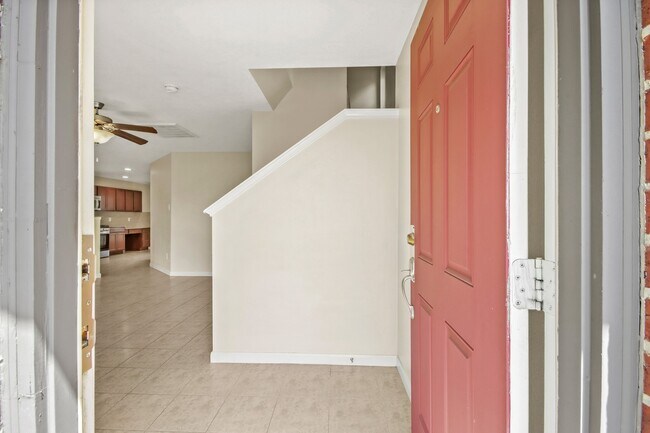 Foto del edificio - 1223 Grassy View Dr