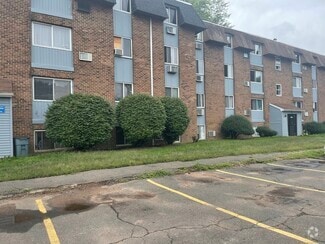 Building Photo - 1023 Old Colony Rd