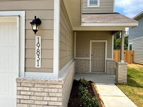 Building Photo - 19831 Redbay Fir Ct