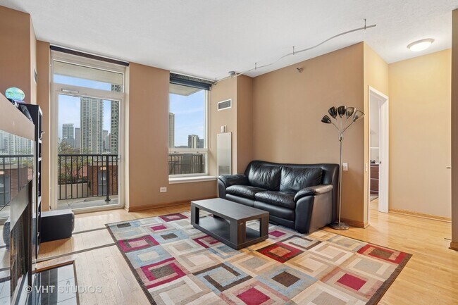 Foto del edificio - 600 N Kingsbury St