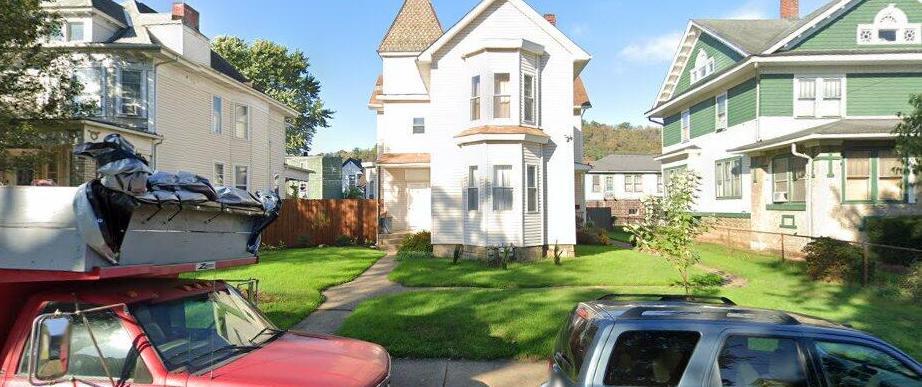 Primary Photo - 427 N Front St