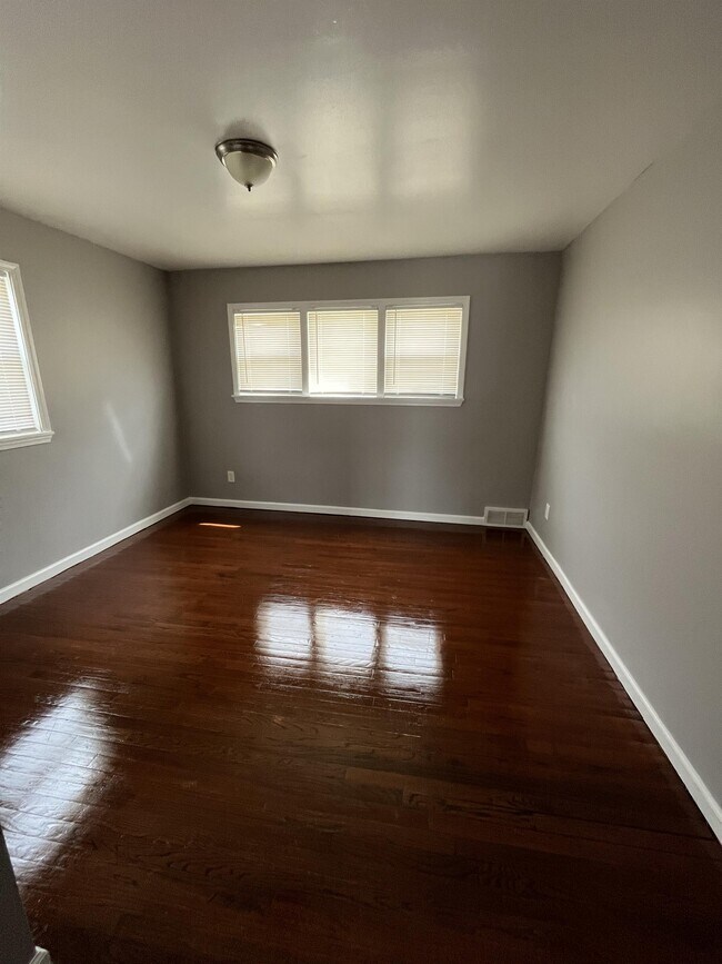 Building Photo - 4005 14th St