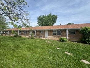 Building Photo - 3001 N Campbell Ave