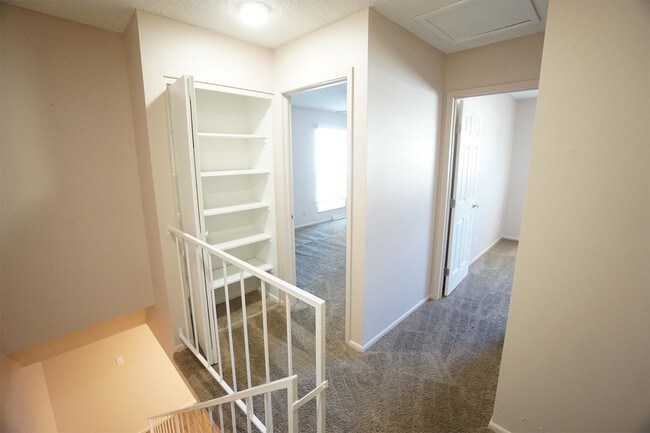 Building Photo - 1250 S Monaco Pkwy