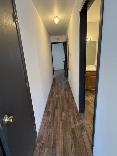 Building Photo - 2 bedroom 2 bath apartment for rent