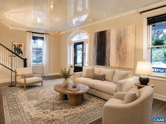 Foto del edificio - 423 2nd St NE