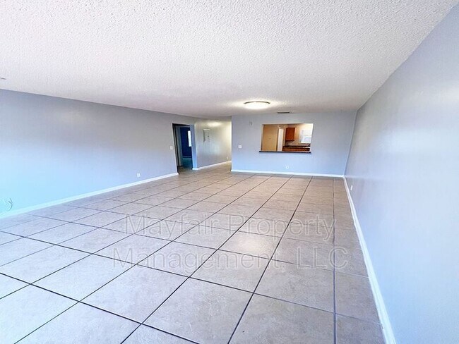 Foto del edificio - 2221 NW 58th Terrace