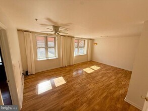 Building Photo - 345 Oakdale Pl NW