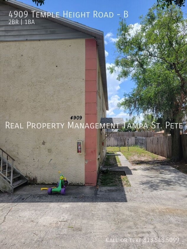 Foto principal - 4909 E Temple Heights Rd