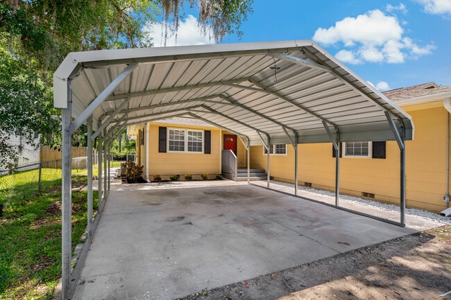 Building Photo - 39542 Friends Ave