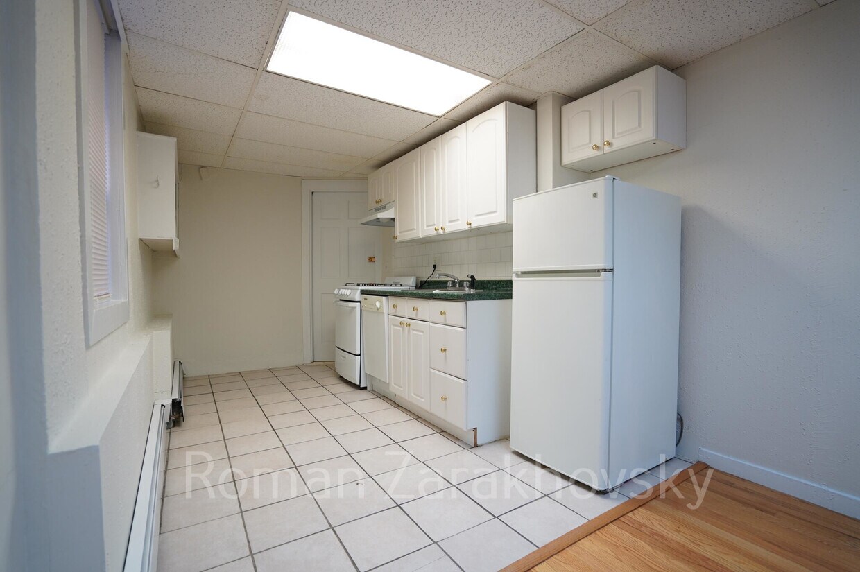 72 Gardner St Unit RZ, Boston, MA 02134 Condo for Rent in Boston, MA