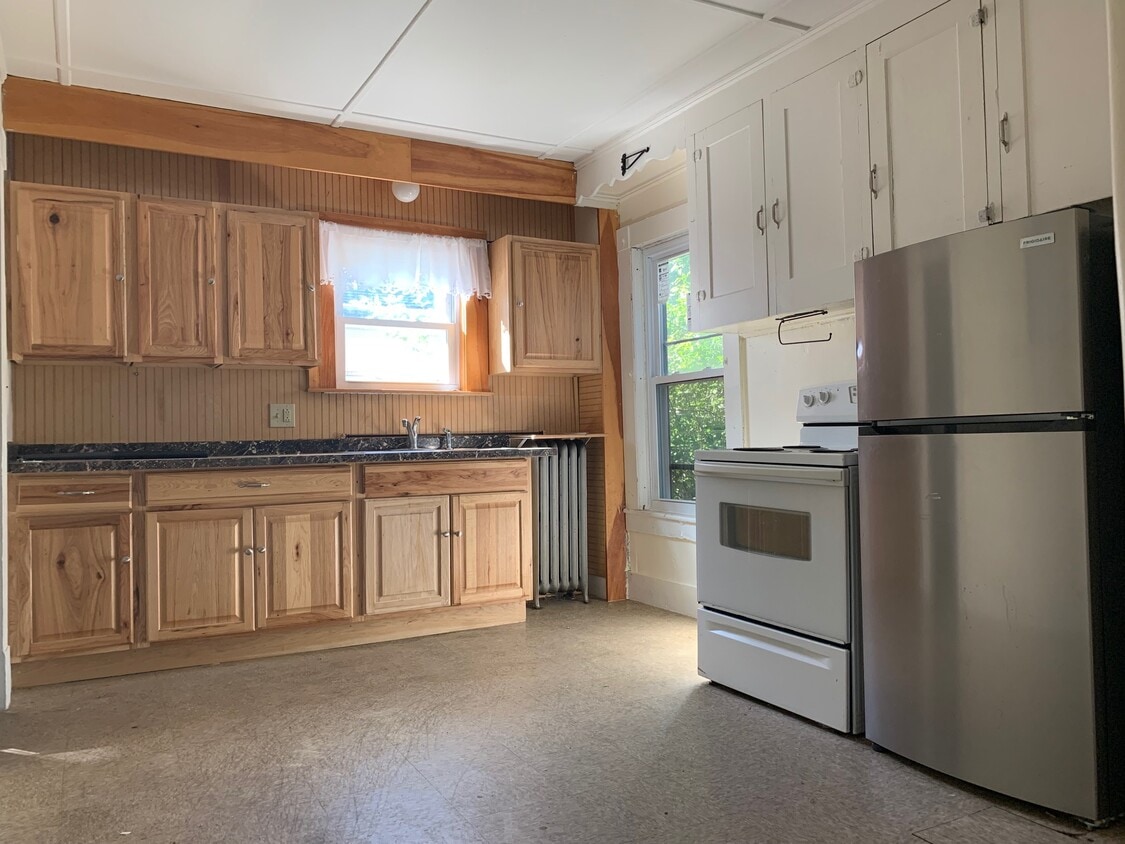 60 Davis St, Keene, NH 03431 Townhome Rentals in Keene NH