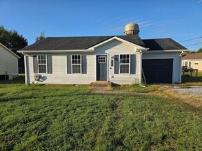 Building Photo - 704 Carbondale Dr