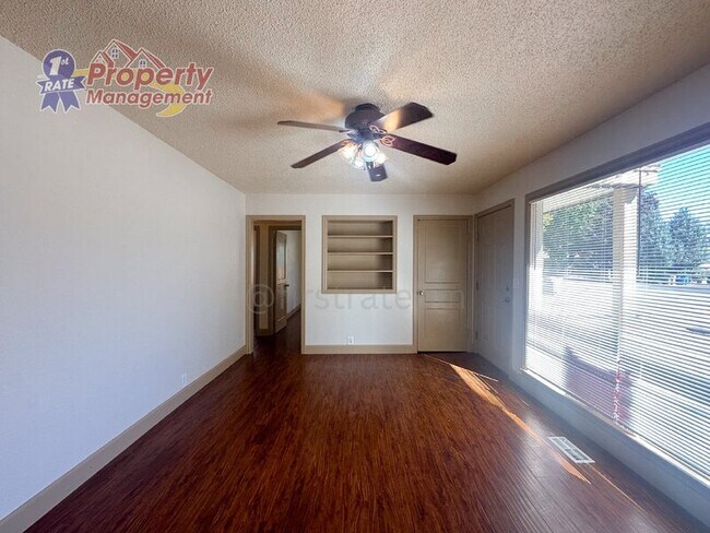 Foto del edificio - 1721 S Pacific St