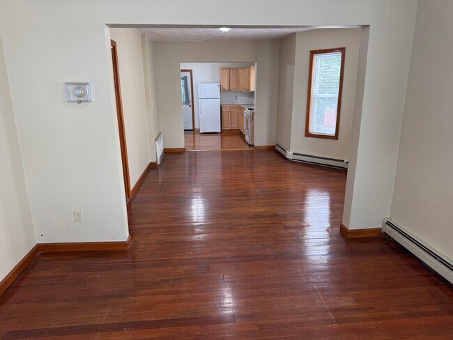 Foto del edificio - 64 Paris St