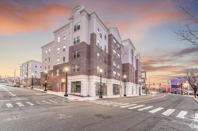 Building Photo - 1269 Main St