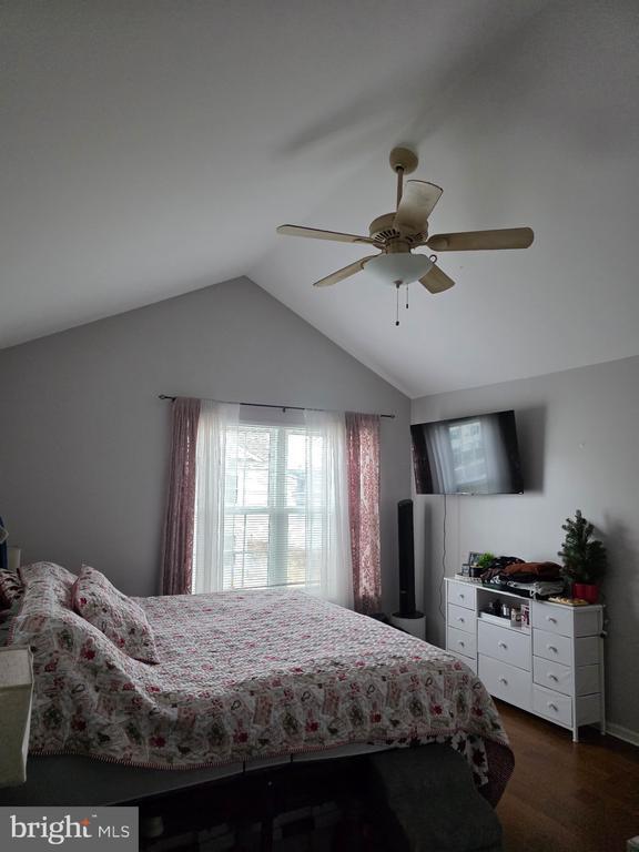 Building Photo - 6007 Riverfront Dr