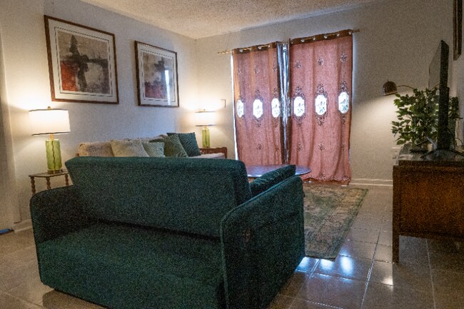 Foto del edificio - 1418 Collins Ave