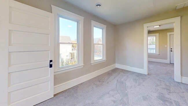 Building Photo - 7408 Dudley Ave