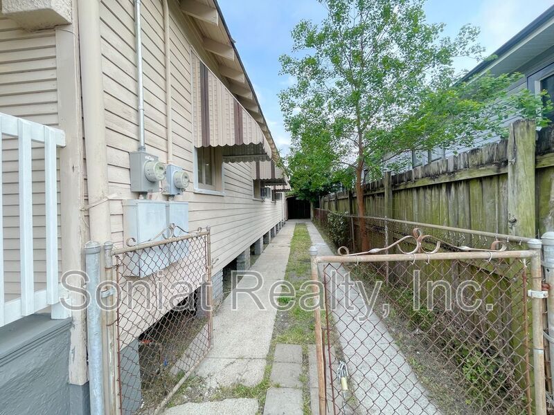 Primary Photo - 1668 Agriculture St