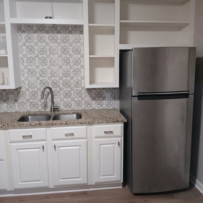 Building Photo - 2717 Rogers St