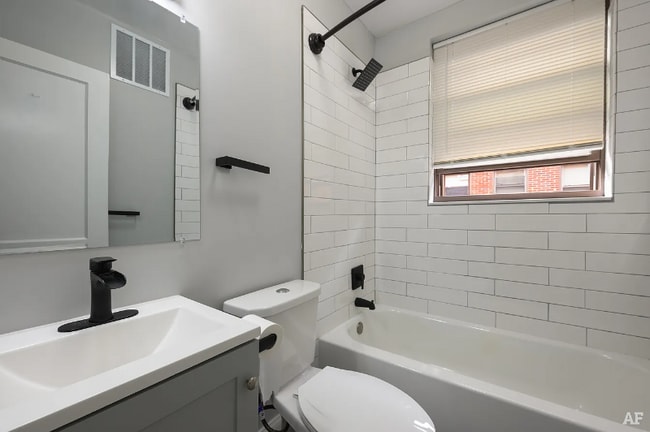 Foto del edificio - 7250 Walnut St