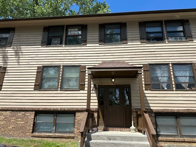 Foto del edificio - 137 Stoneybrook Ct
