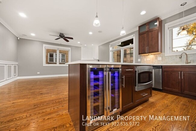 Building Photo - 4208 N Albany Ave