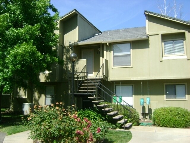 Primary Photo - Roseville 3bed/2bath Condo!! www.titanrei.com