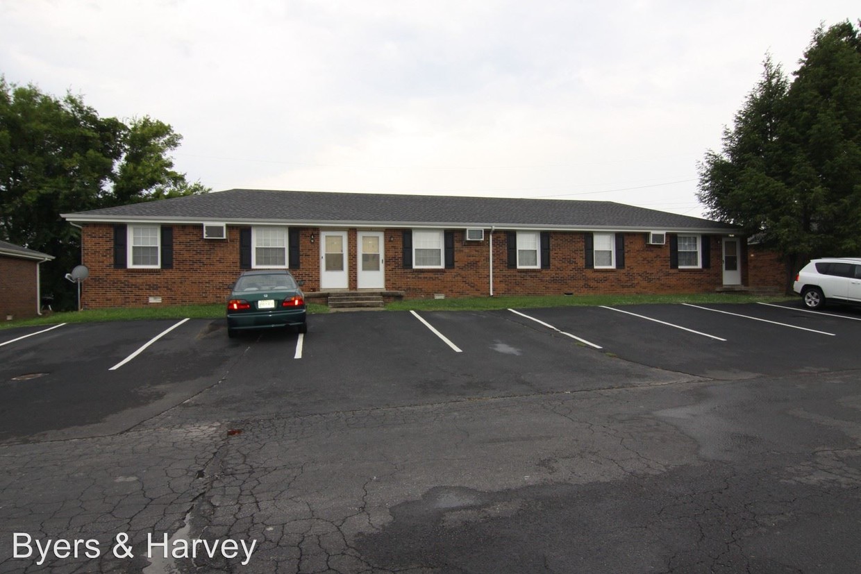 Primary Photo - 100 Northway Dr