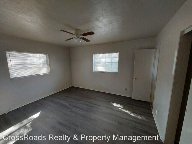 Foto del edificio - 3 br, 2 bath House - 2101 SW 39 AVE