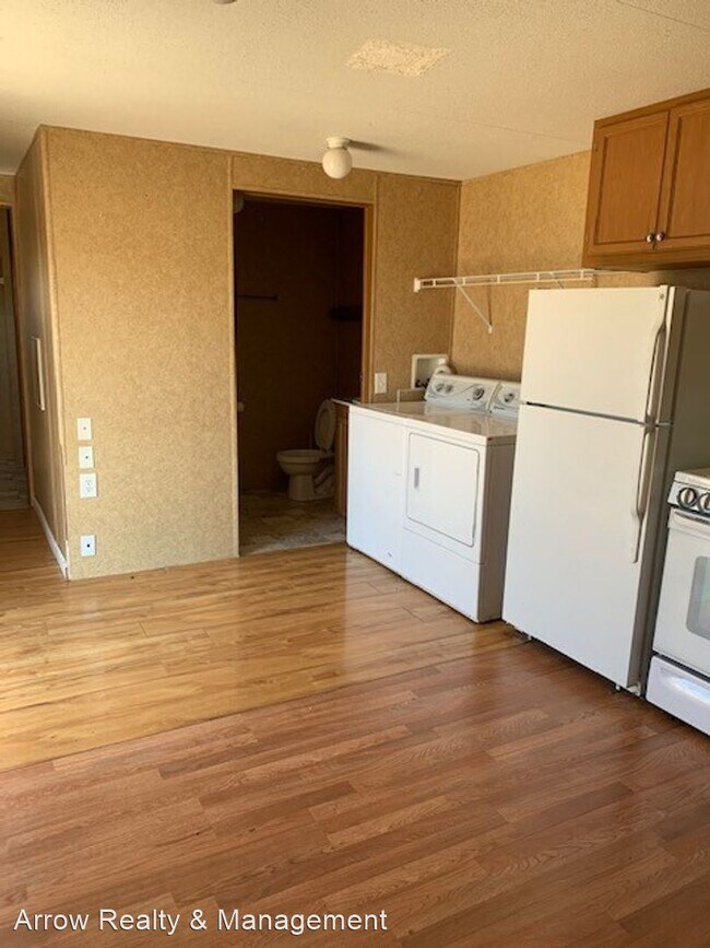 Building Photo - 2 br, 1 bath House - 209 Poplar Drive