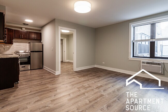 Building Photo - 445 W Barry Ave