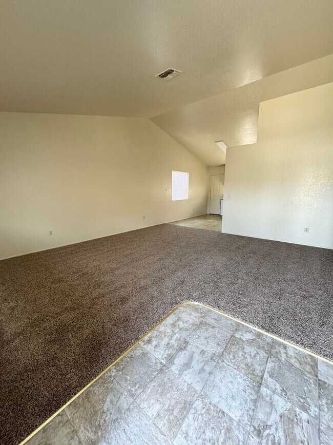 Foto del edificio - MA348