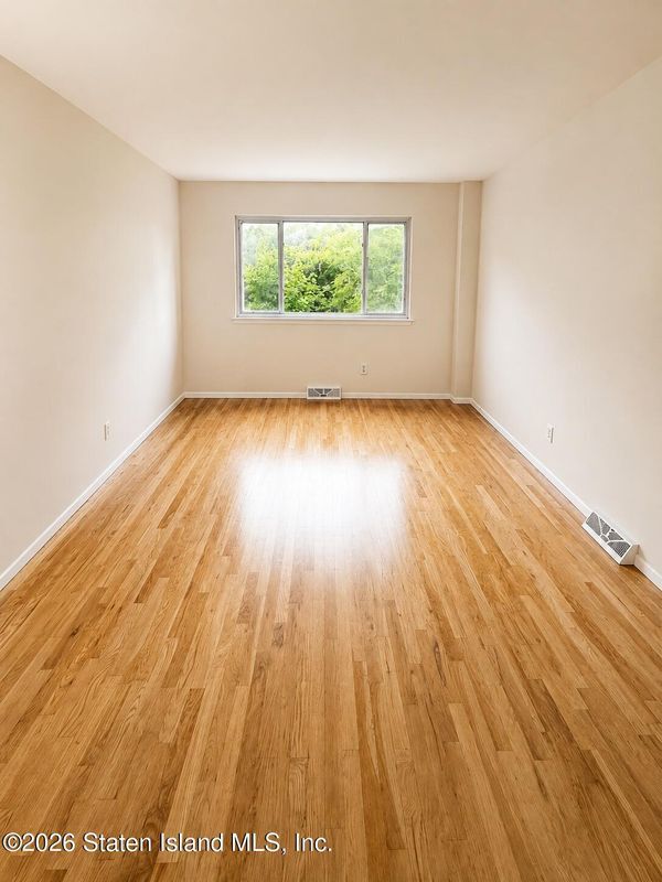 Foto del edificio - 770 Woolley Ave