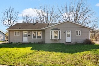 Building Photo - 9 Morrow Ct