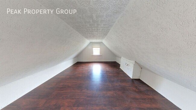 Foto del edificio - 2334 Stratford Ave