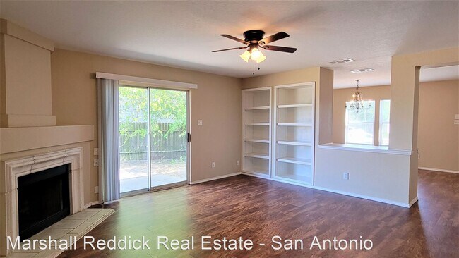 Building Photo - 3 br, 2 bath House - 6658 Eastern Clouds