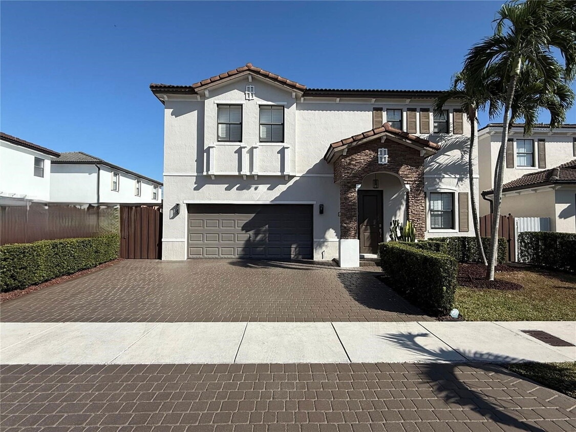 Photo - 1535 Southwest 145th Avenue, Miramar, FL 33027 - 4 BR 2.5 BA single-family home