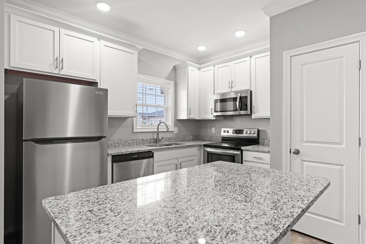 2BR, 2BA - 980 SF- Upstairs Kitchen - Keystone Commons