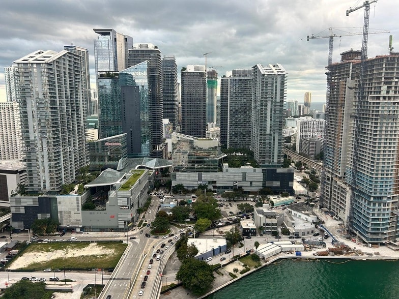 Photo - 350 S MIAMI AVE Unit 3904