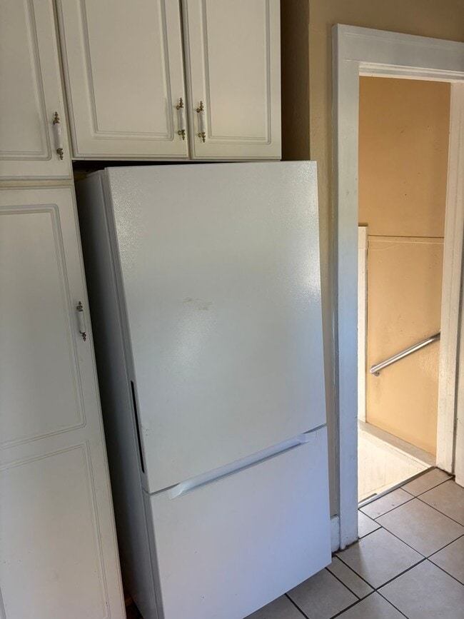 Foto del edificio - 2 BR house w garage, CA, fireplace