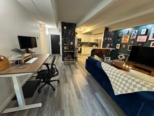 Foto del edificio - 555 E 10th Ave