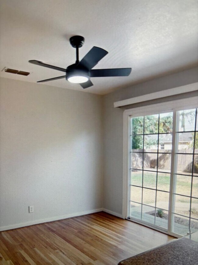 Foto del edificio - 3BD/1BA House Available Now in Yuba City! ...