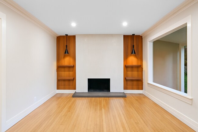 Foto del edificio - Charming Downtown Home!