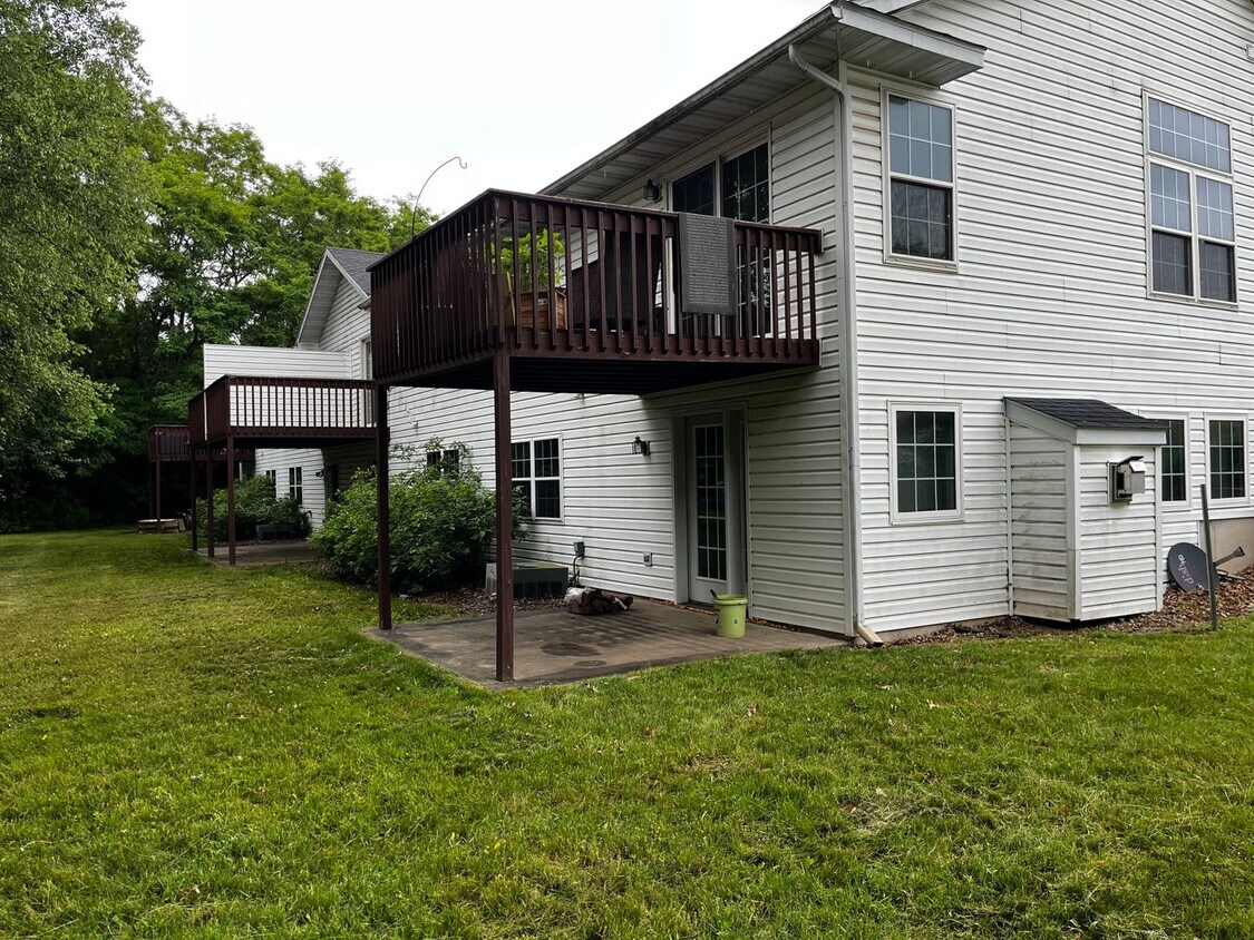 Foto del edificio - 5624 Gables Dr